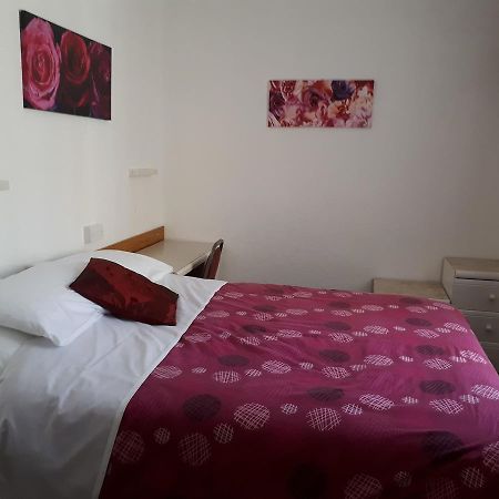 Delton Hotel Blackpool Esterno foto